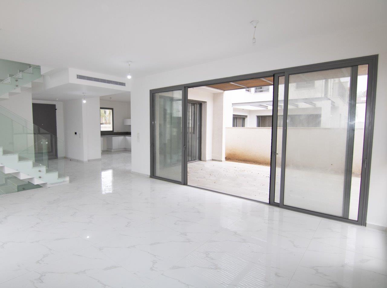 New House in Raanana